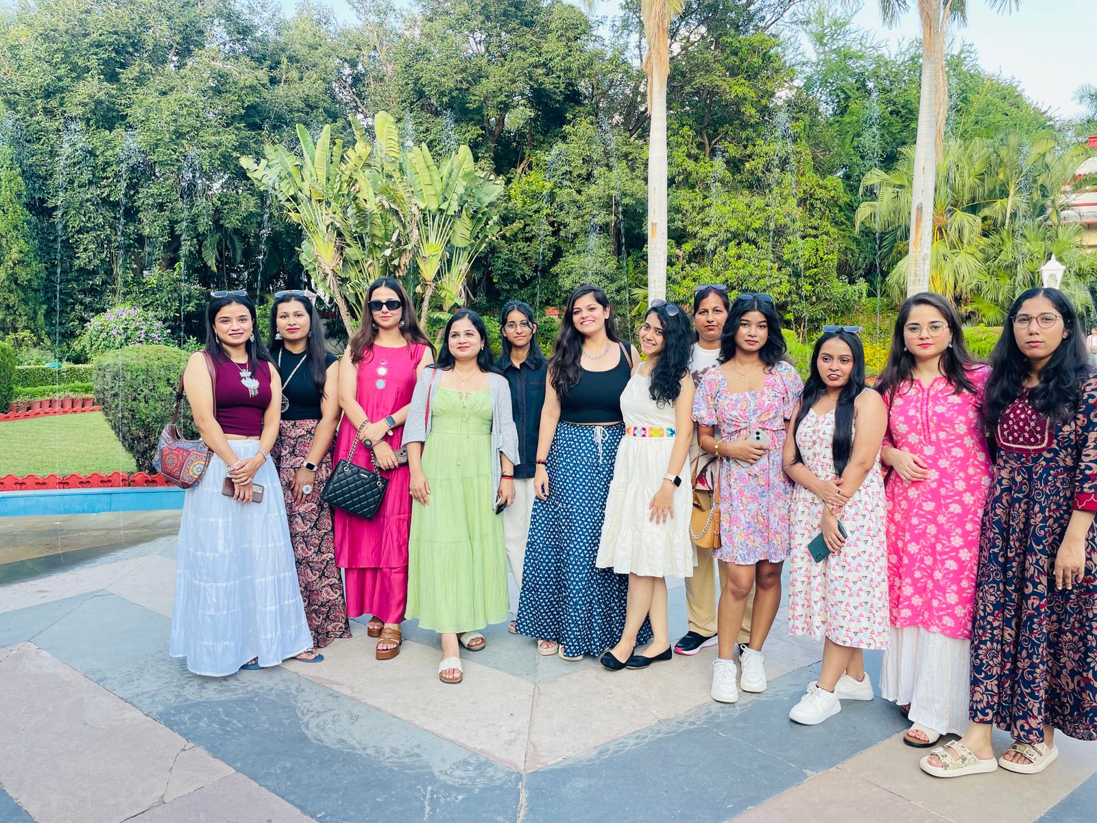 Why Choose Us - Ghumakkad Journey